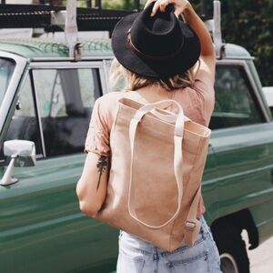 ATLAS Supply Co. The Wing Backpack Tote Crossbody bag in cream Oat color purse